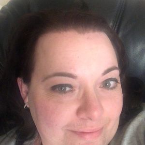 Meet your Posher, Ella